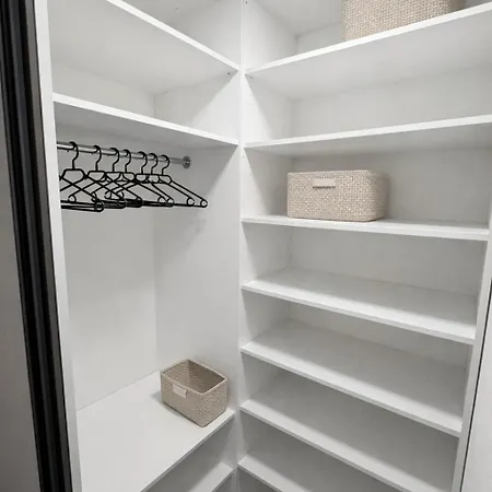 Luxury 2br Location